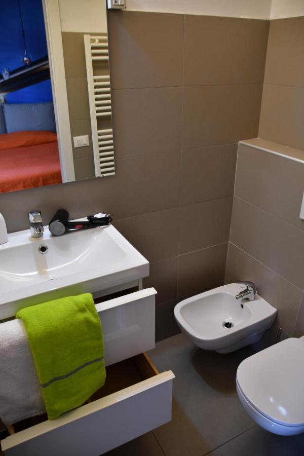 Smile Accomodation Winter Time Apartment Aosta Exterior foto